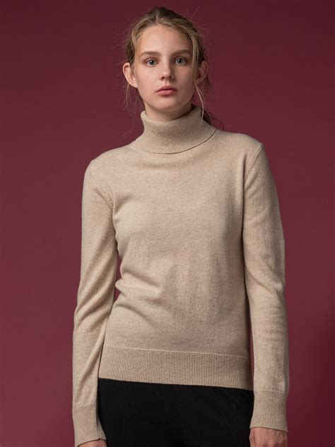 women's velvet sweater turtleneck.